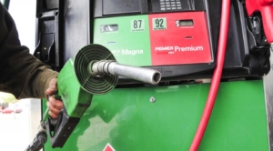Lo irreal del precio de la gasolina en México