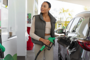 Precio de gasolina regular ha subido 3.04% en lo que va de 2023 en México