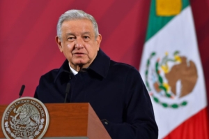 Gobierno de México afirma que precios de la gasolina se mantendrán en 2024